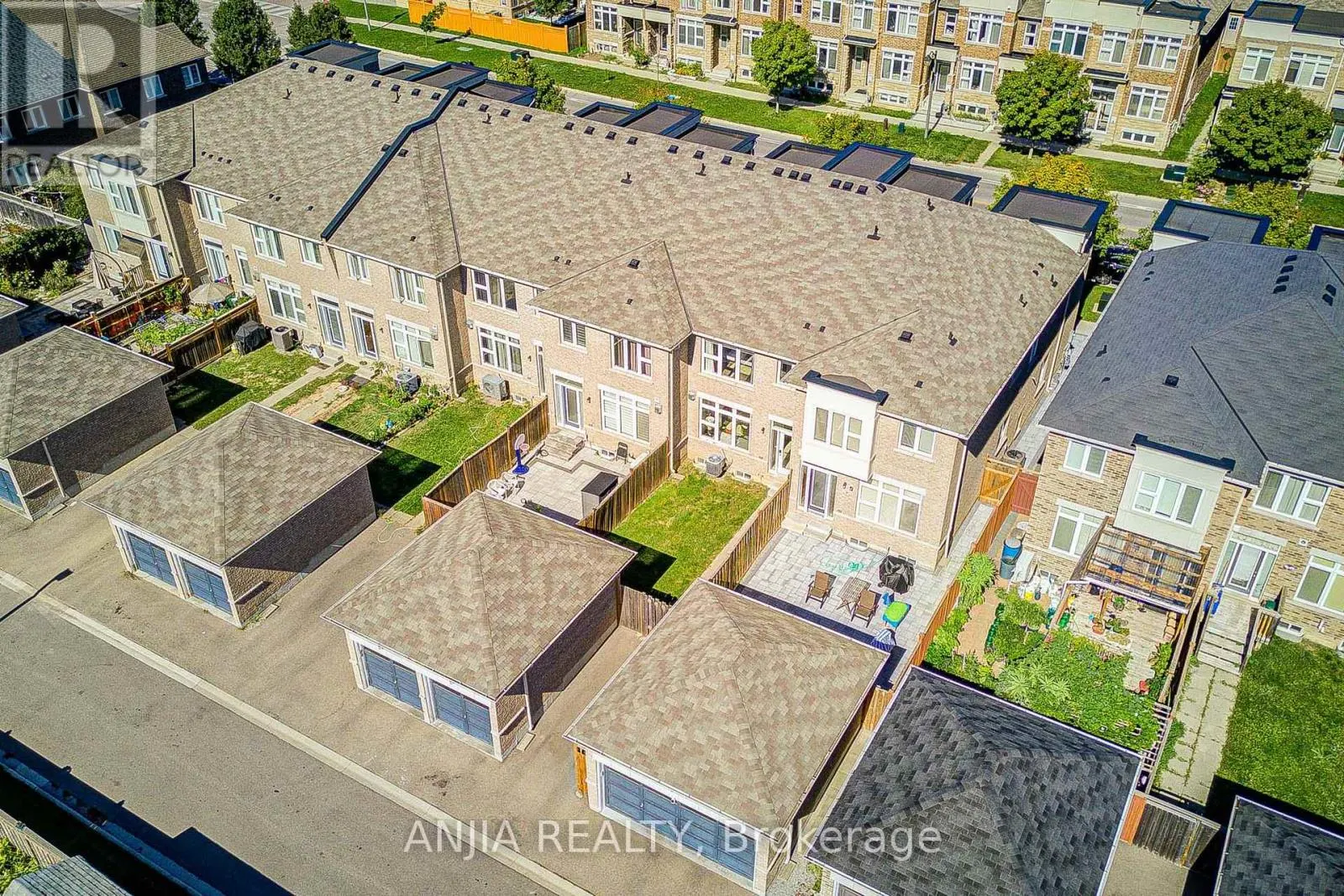 229 SOUTH UNIONVILLE AVENUE