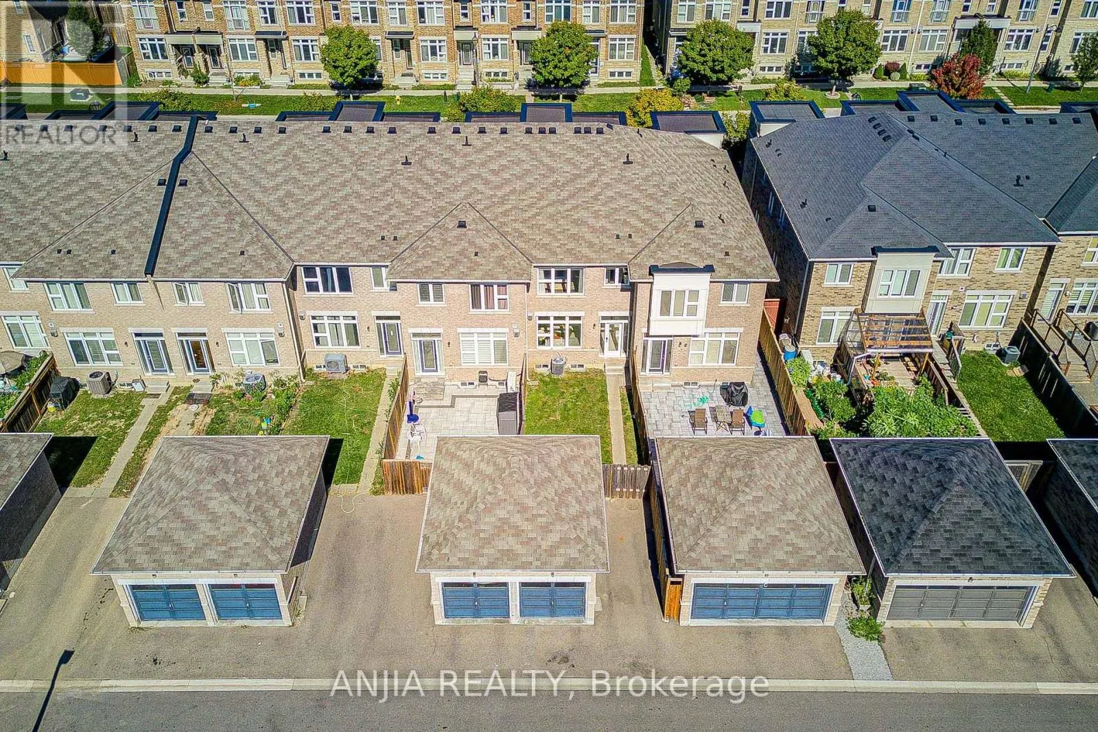 229 SOUTH UNIONVILLE AVENUE