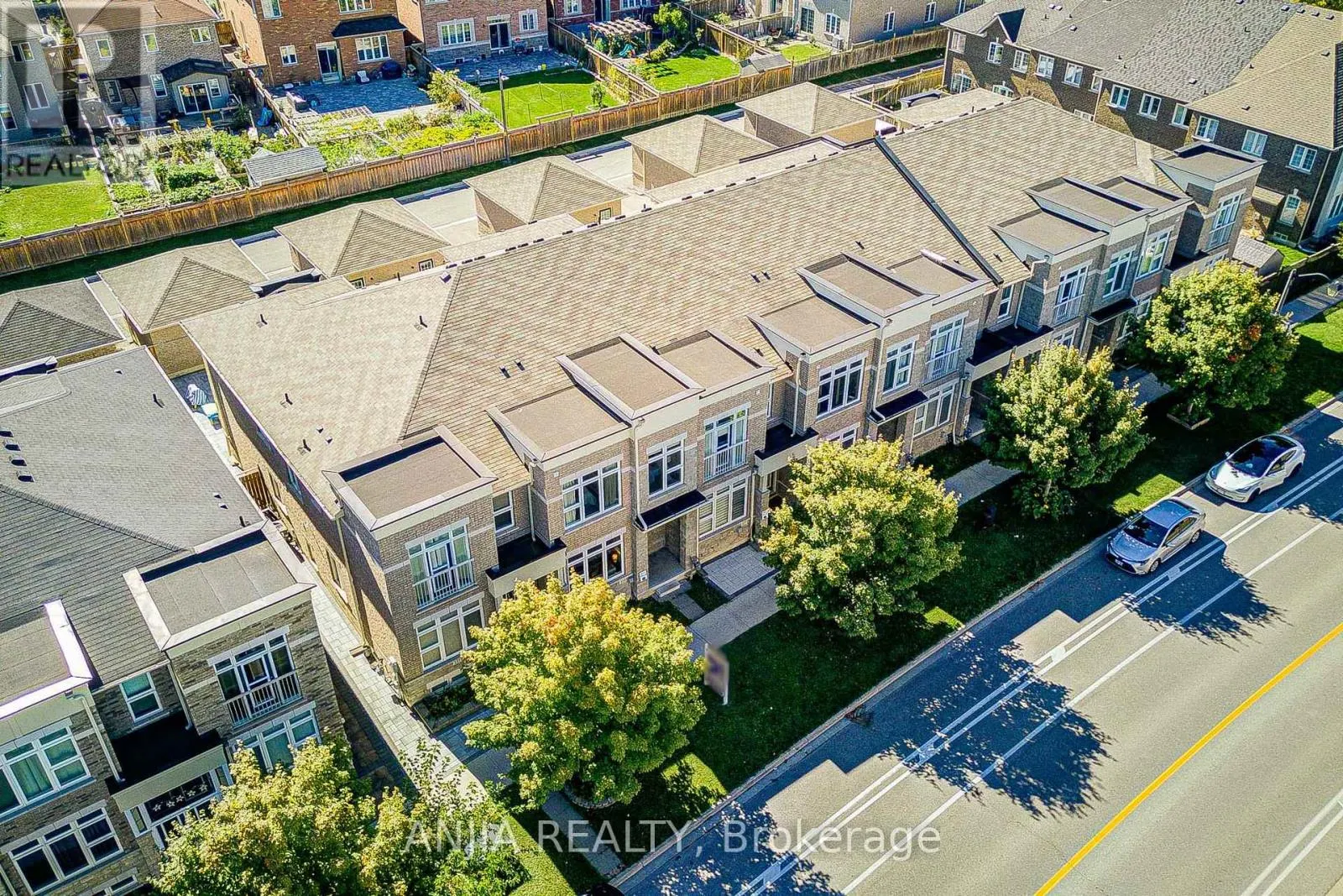 229 SOUTH UNIONVILLE AVENUE