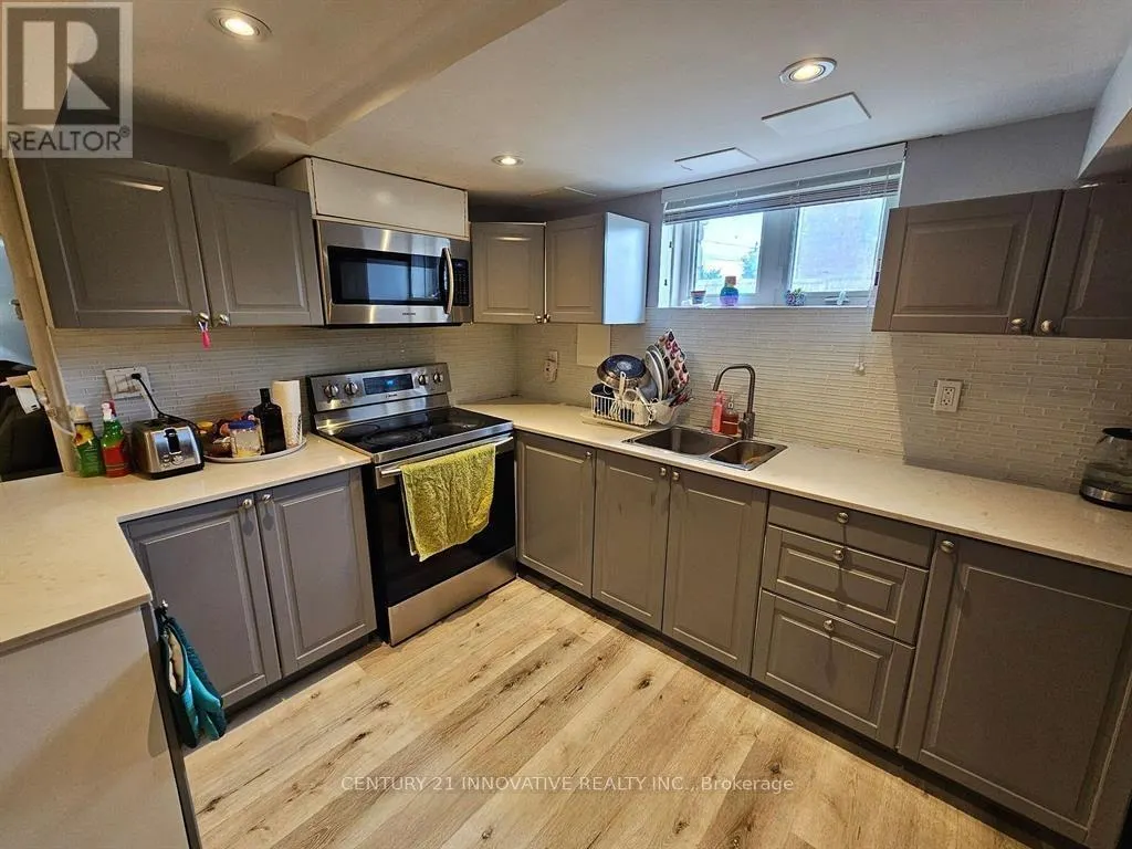 BSMT - 13163 BATHURST STREET