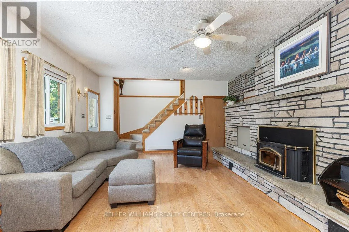 146 QUEENSVILLE SIDE ROAD