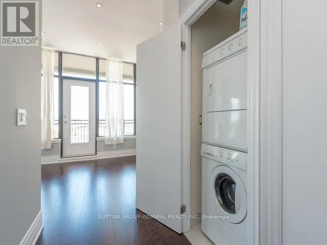 501 - 10376 YONGE STREET