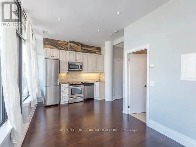 501 - 10376 YONGE STREET