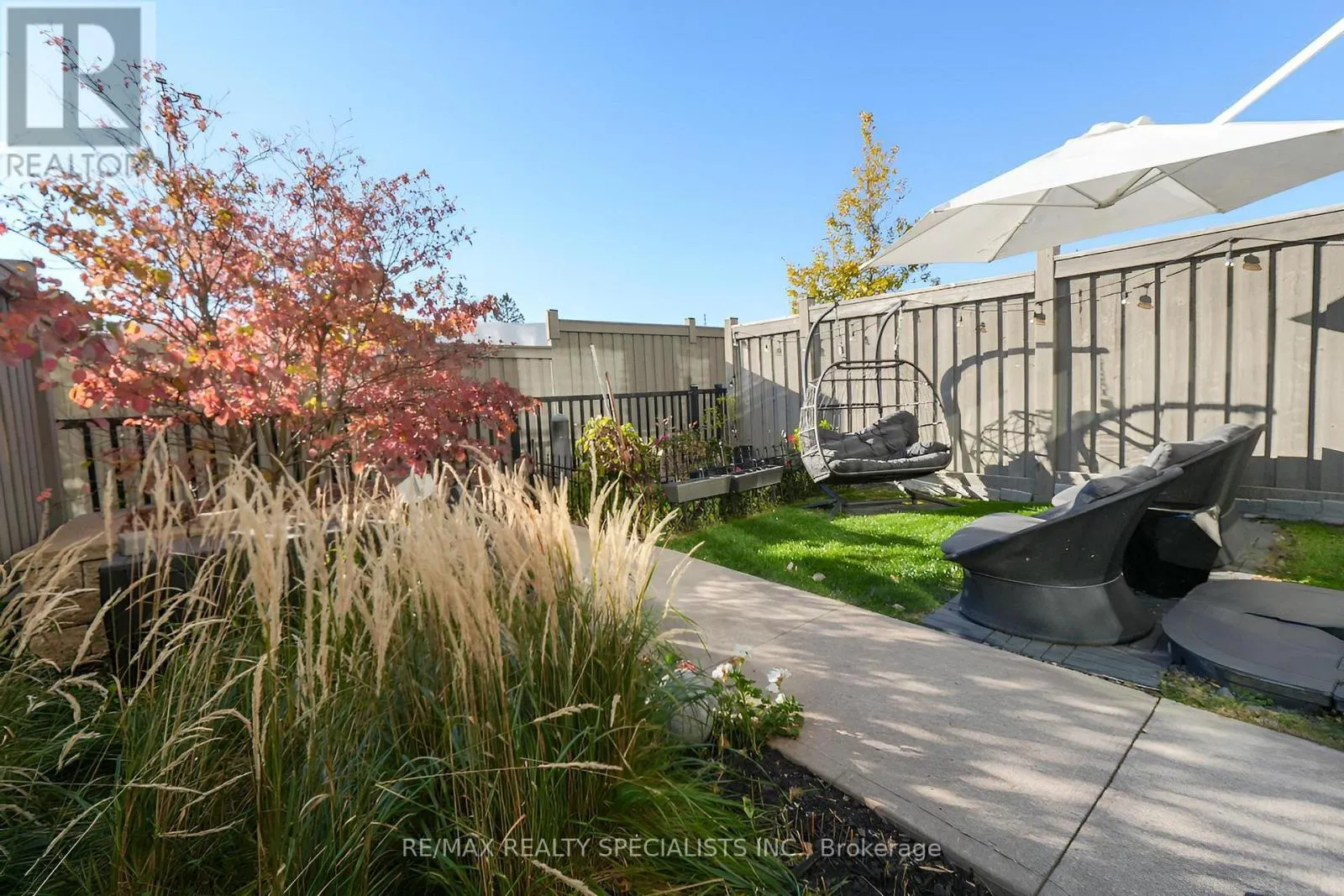 105 - 24 WOODSTREAM BOULEVARD