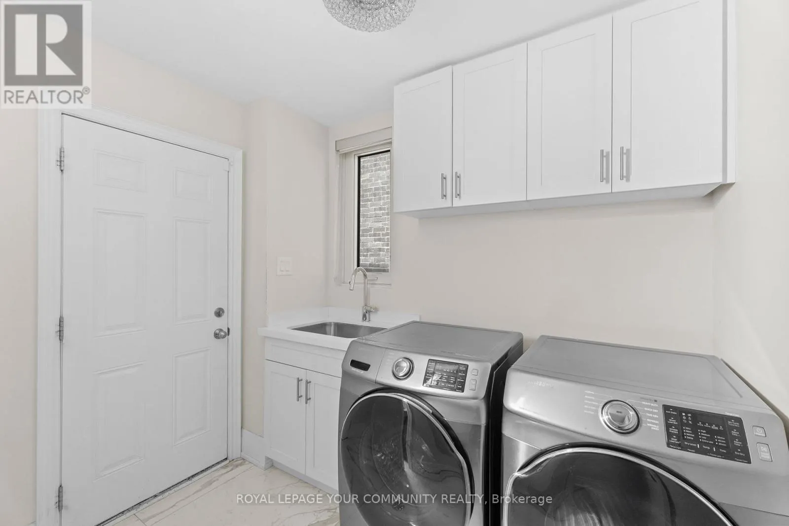 40 CRIMSON FOREST DRIVE