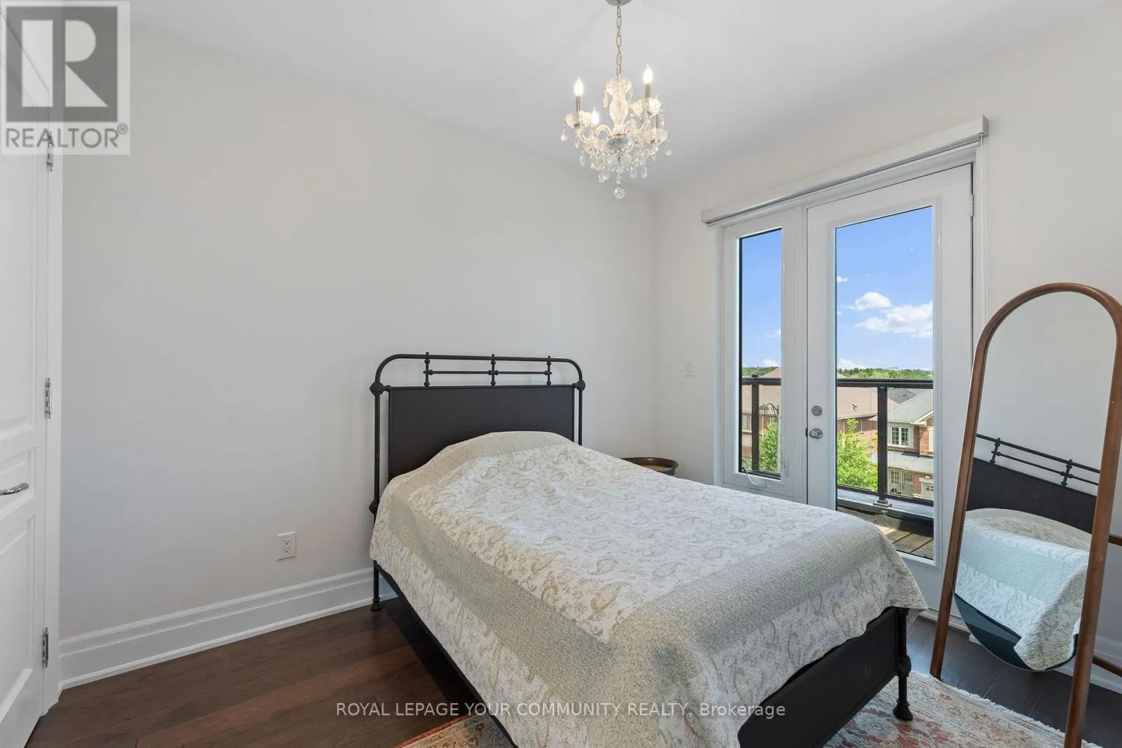 40 CRIMSON FOREST DRIVE