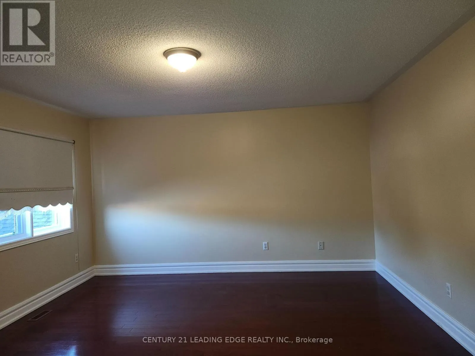 MAIN - 140 ROXBURY STREET