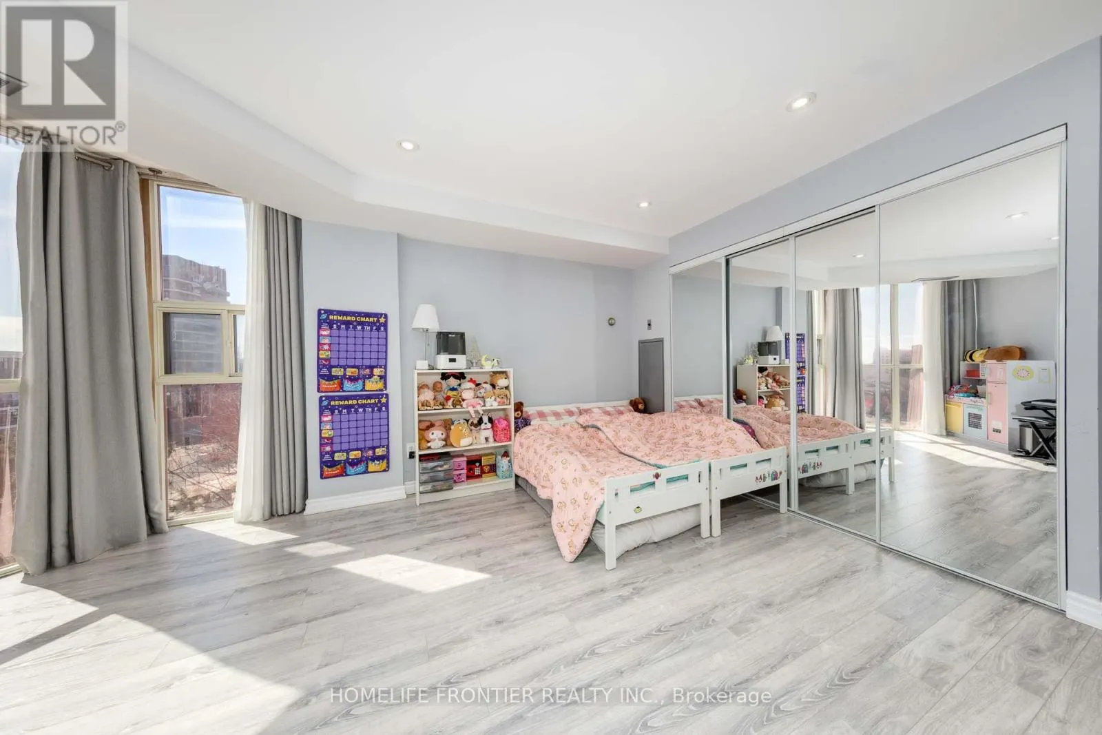 704 - 20 BAIF BOULEVARD