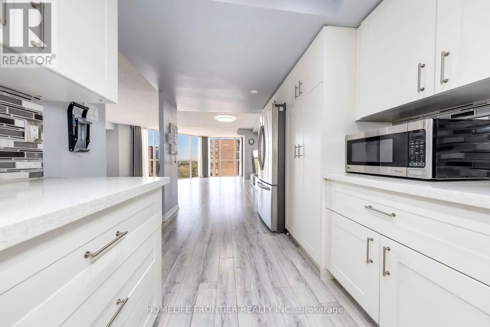 704 - 20 BAIF BOULEVARD