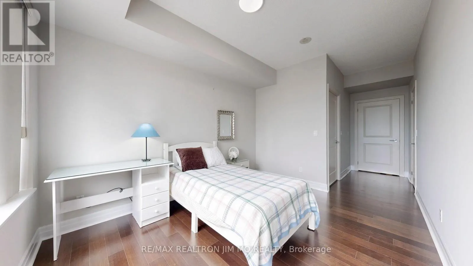 416 - 8110 BIRCHMOUNT ROAD