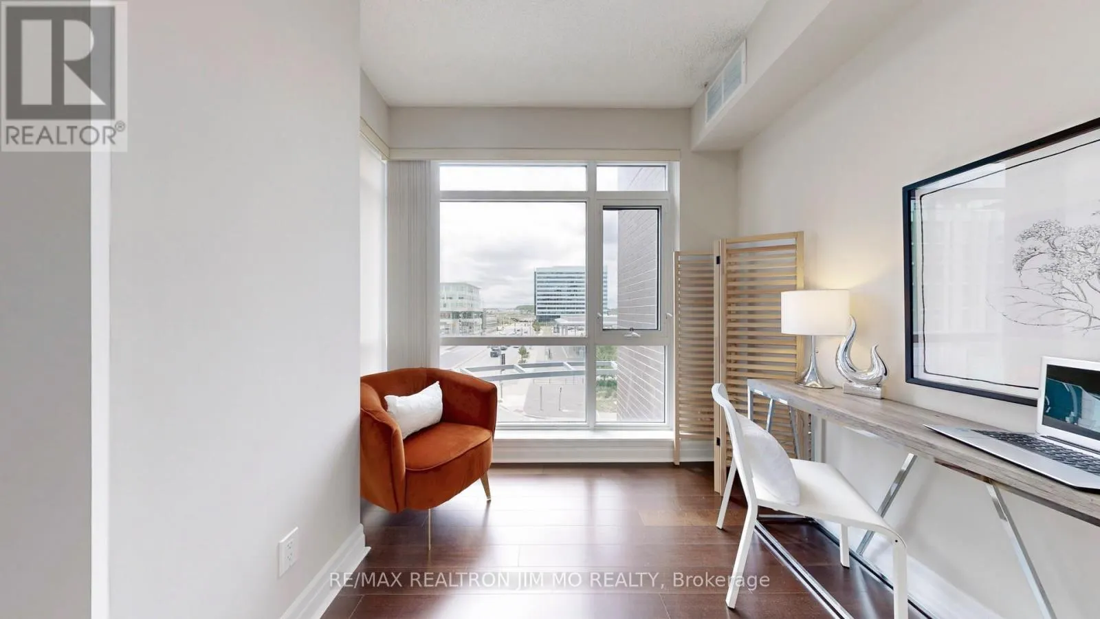 416 - 8110 BIRCHMOUNT ROAD