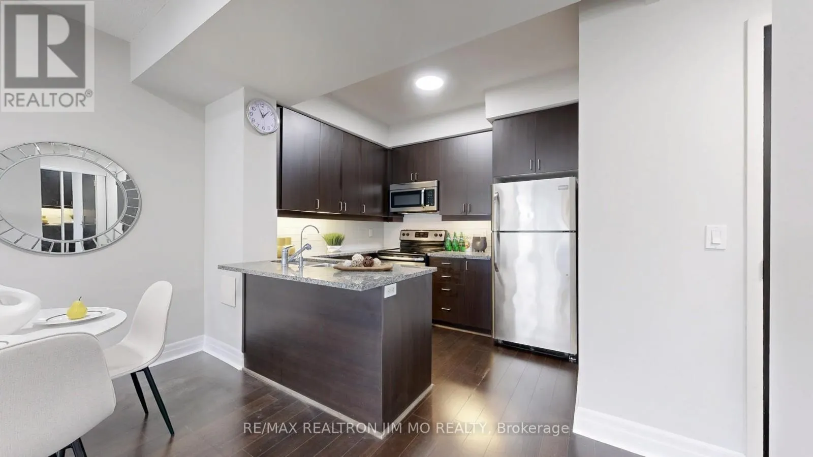 416 - 8110 BIRCHMOUNT ROAD