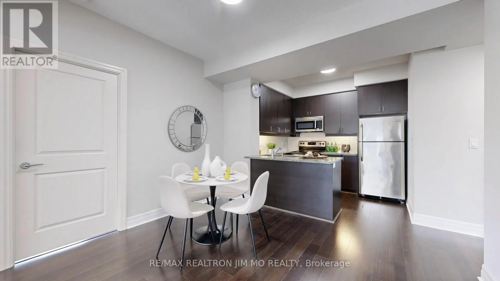 416 - 8110 BIRCHMOUNT ROAD