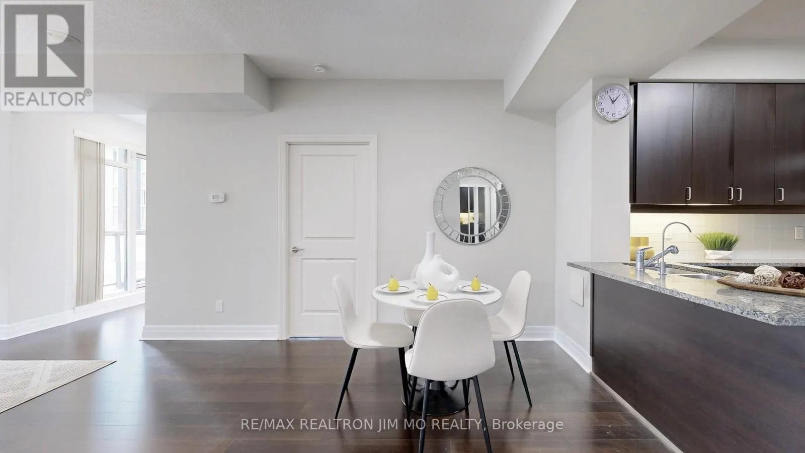 416 - 8110 BIRCHMOUNT ROAD