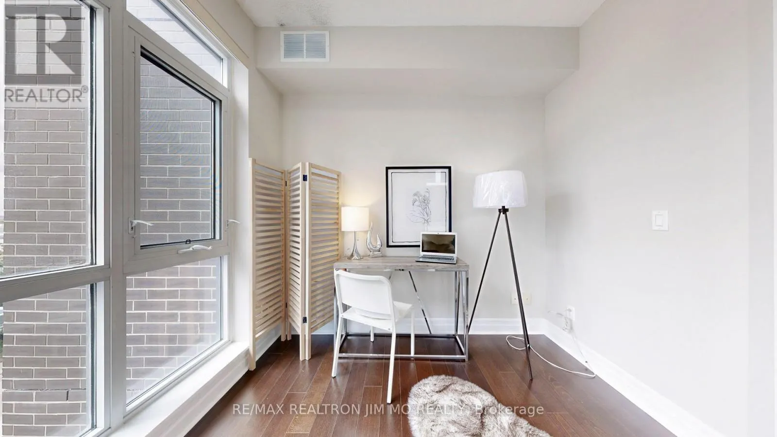 416 - 8110 BIRCHMOUNT ROAD