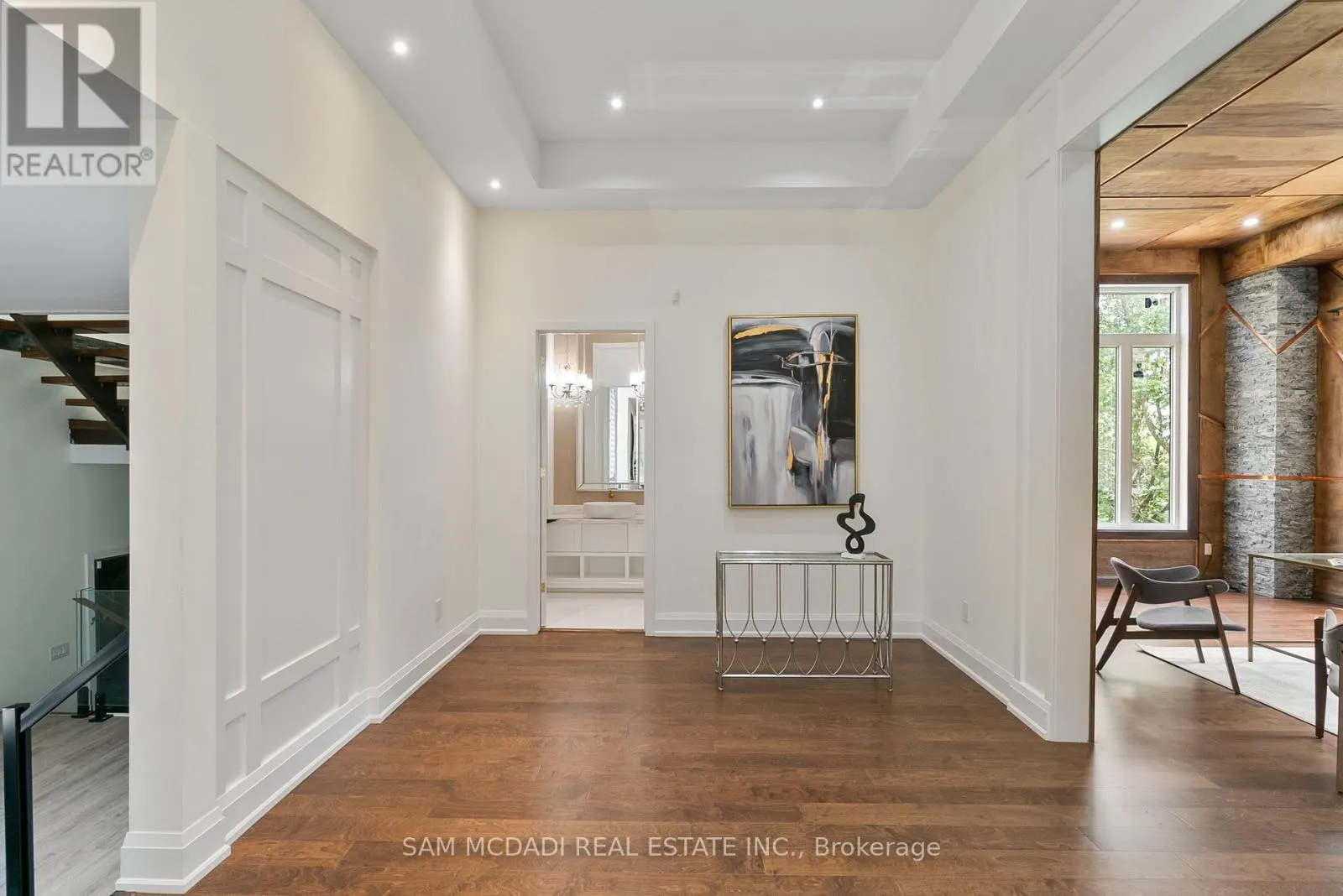 15 GLENVIEW HEIGHTS LANE