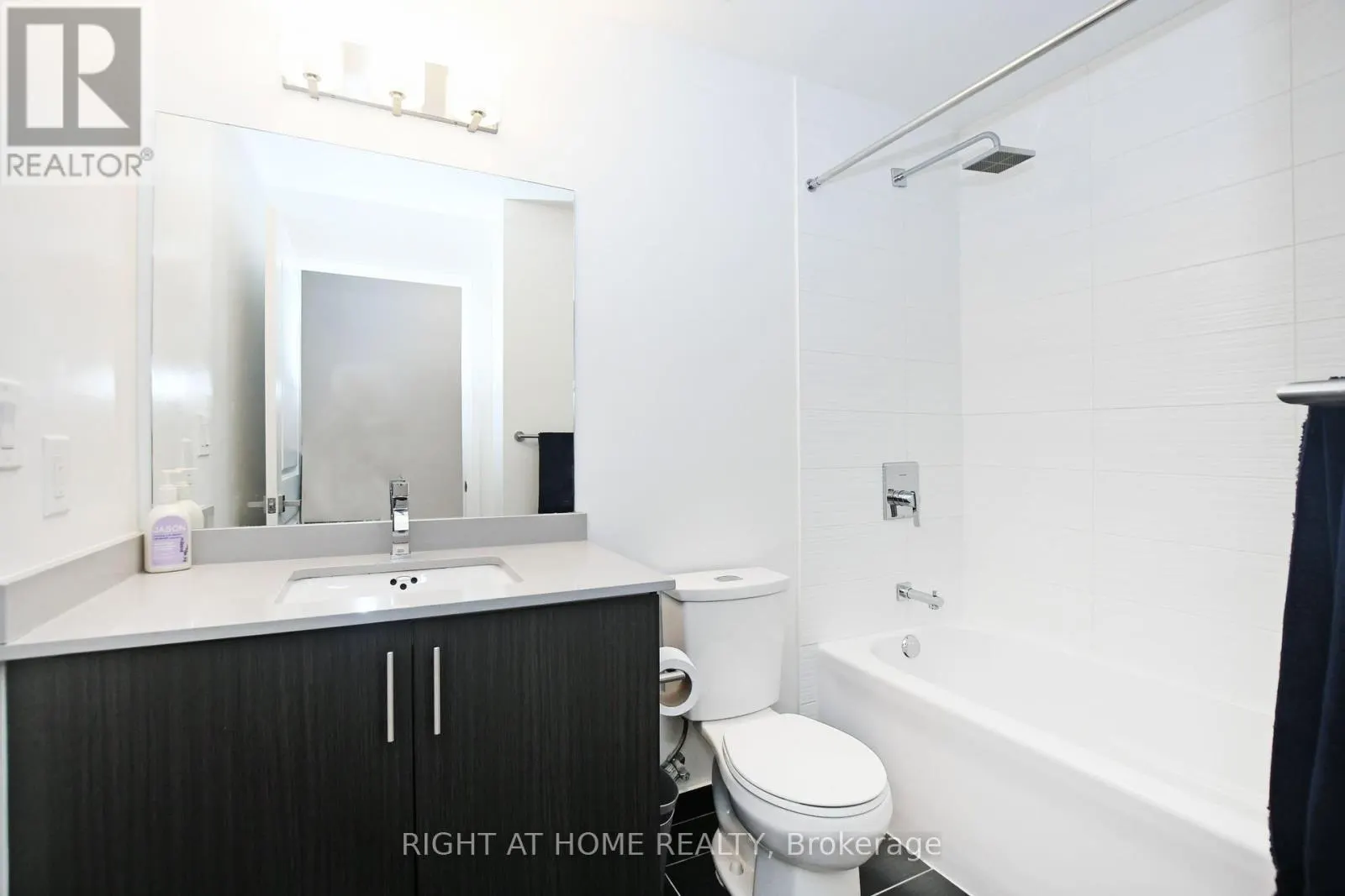 720 - 3600 HWY 7 ROAD