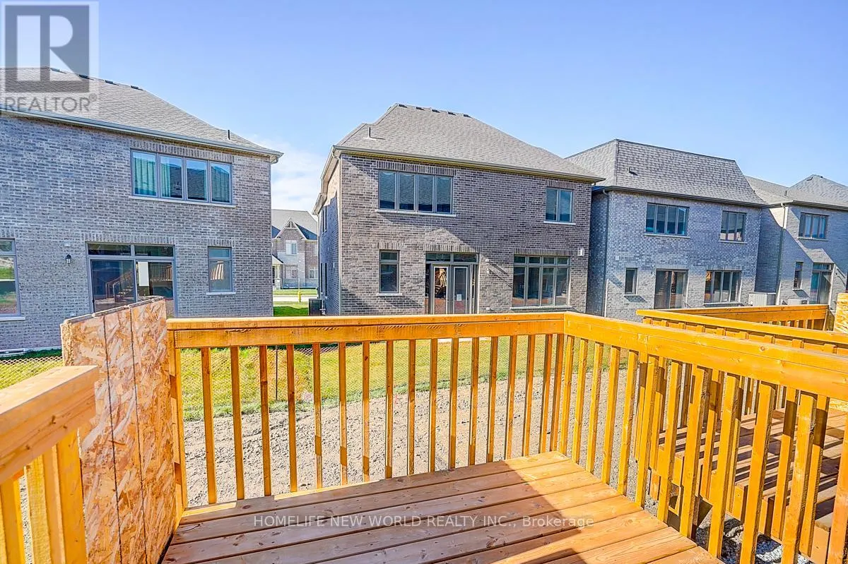 4 FREEMAN WILLIAMS STREET