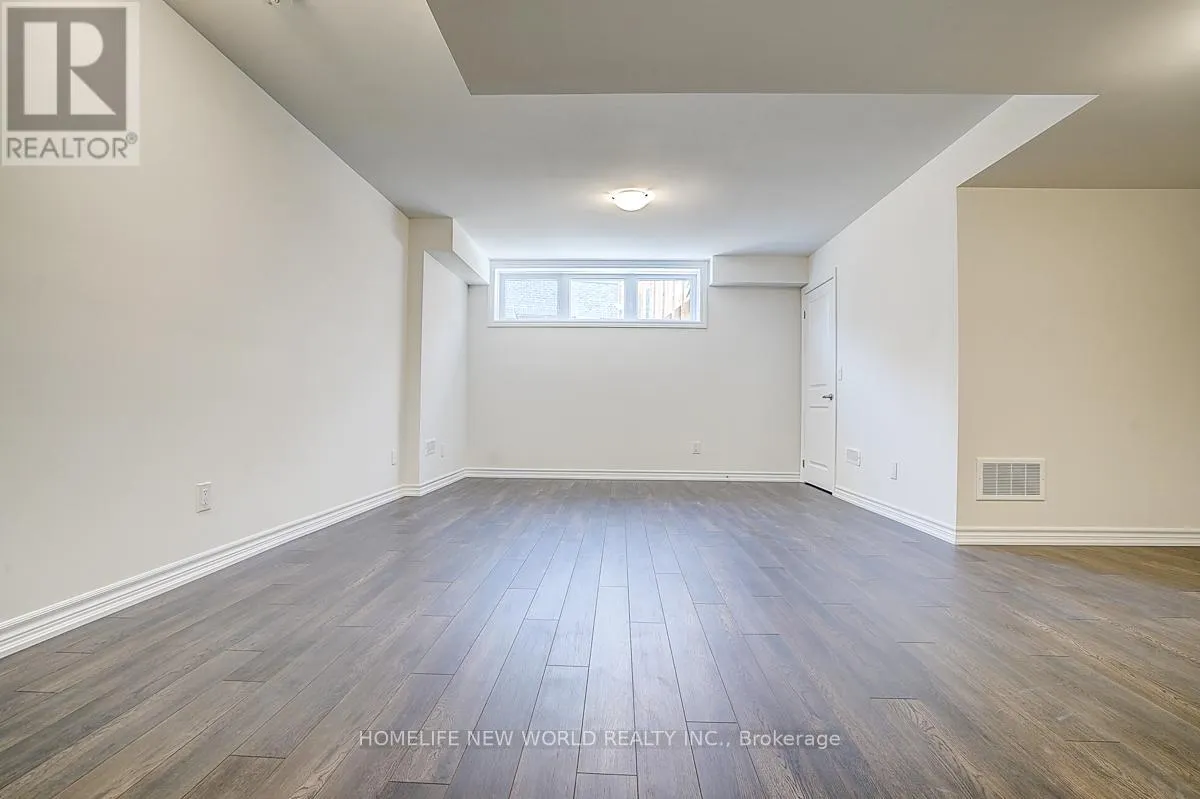 4 FREEMAN WILLIAMS STREET