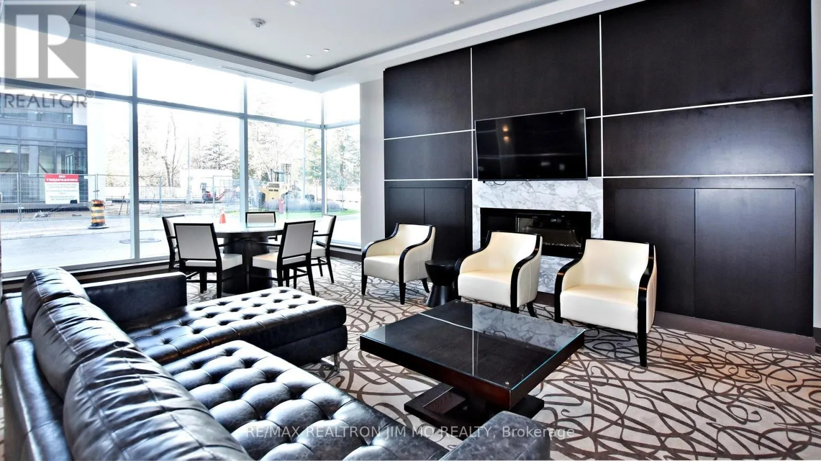 PH3 - 9600 YONGE STREET