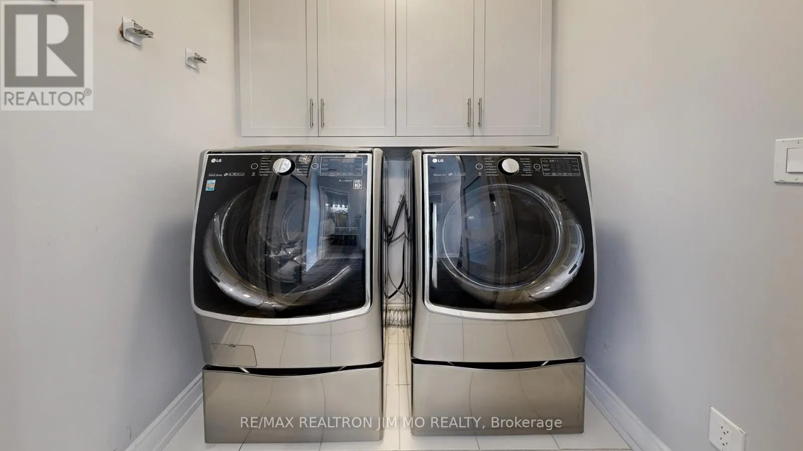 PH3 - 9600 YONGE STREET