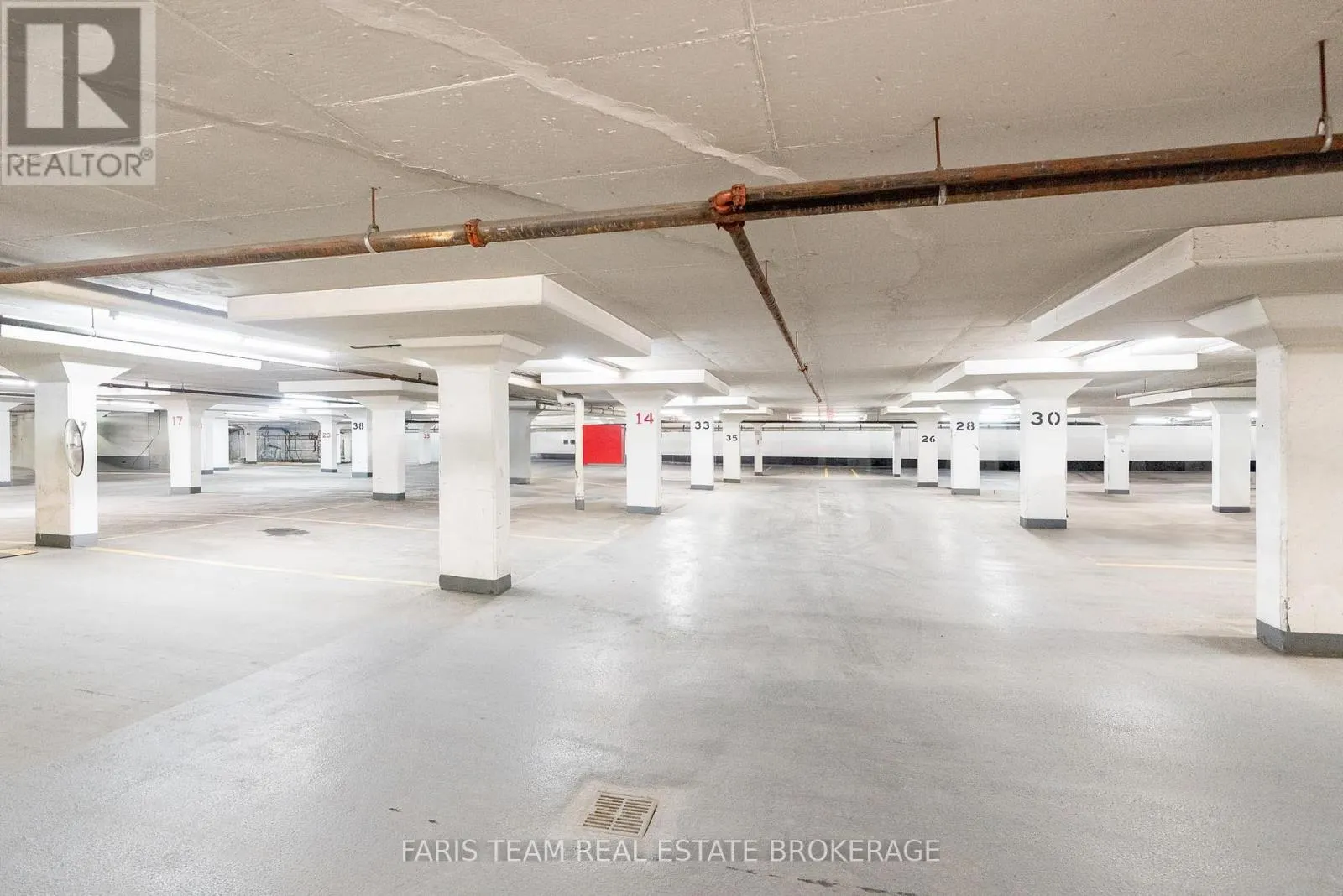 407 - 11 ONEIDA CRESCENT