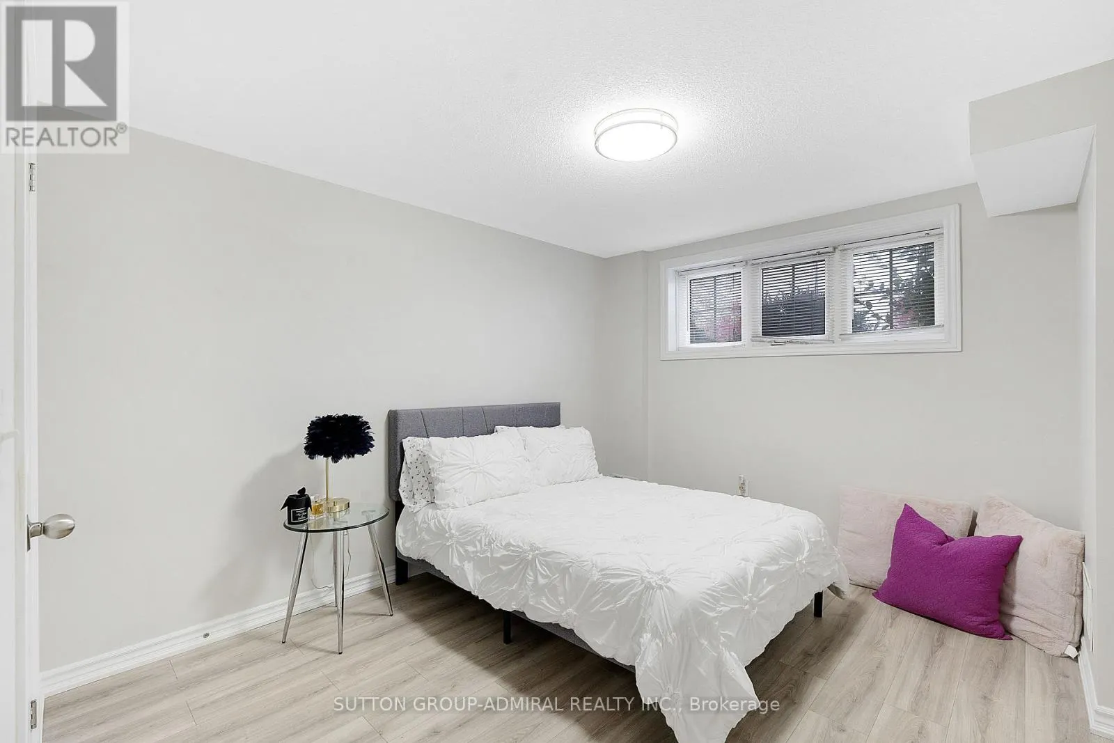 26 SUMMIT RIDGE DRIVE