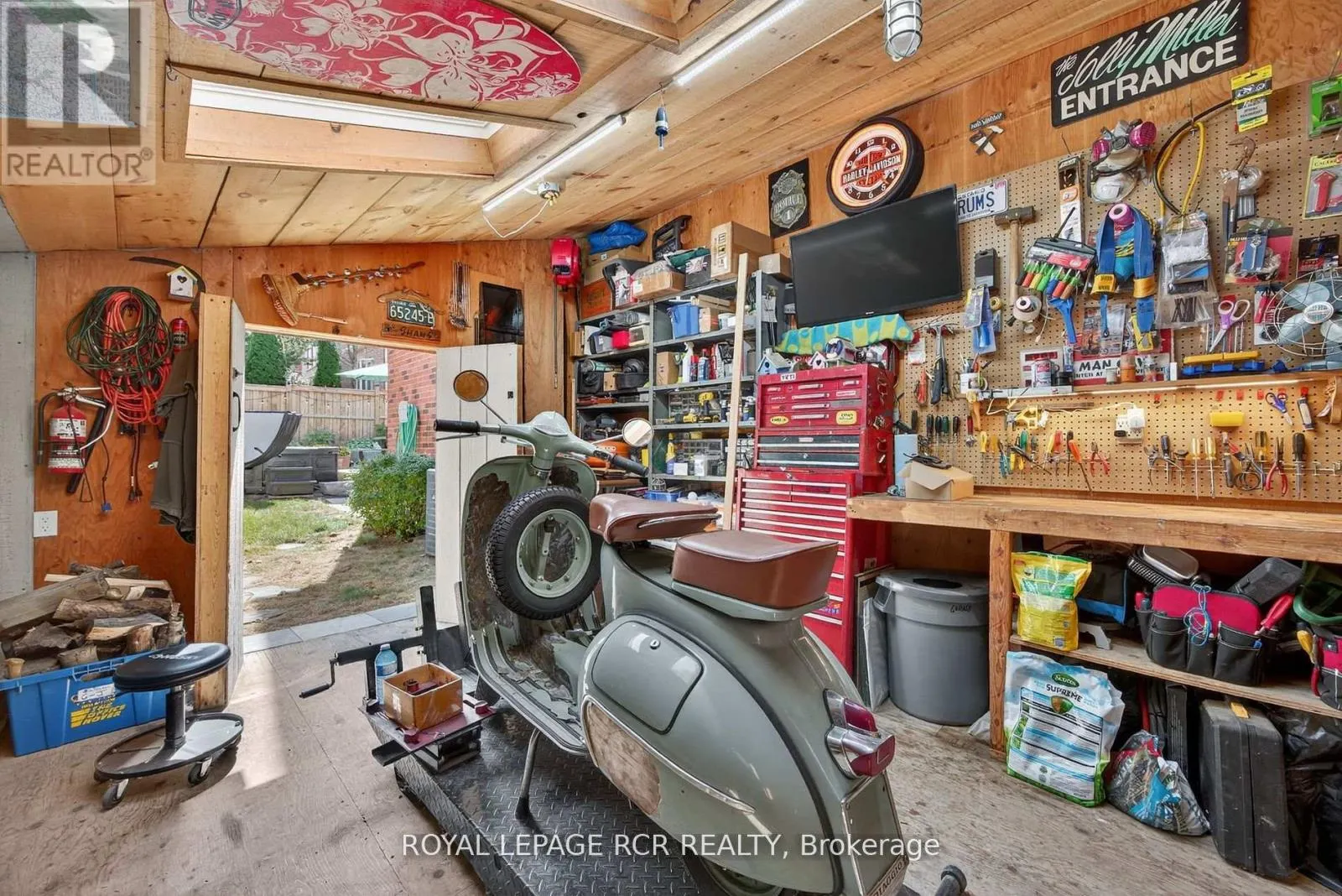 165 BONNY MEADOWS DRIVE