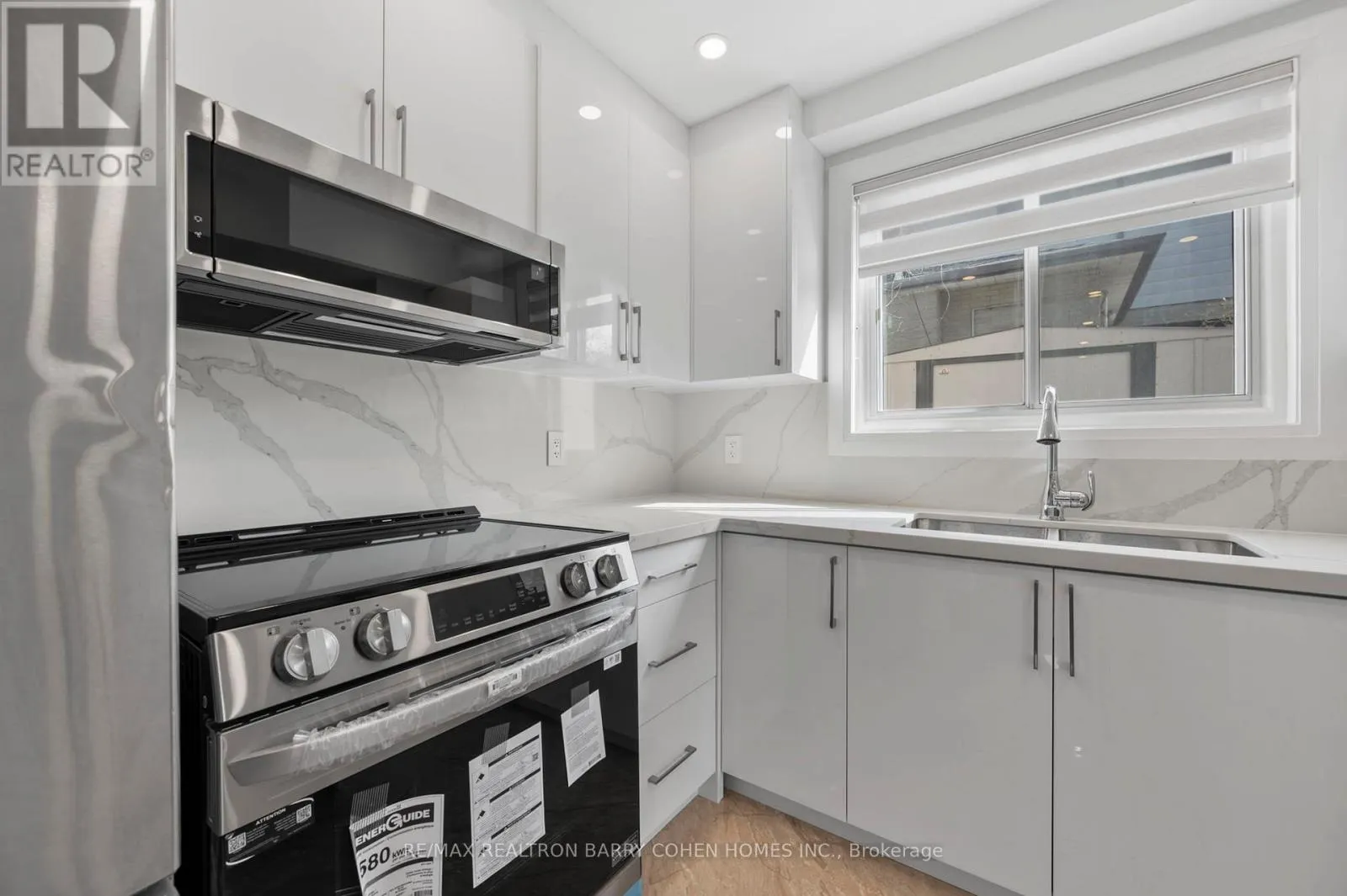 BASEMENT & BACK MAIN LVL. - 194 ROMFIELD CIRCUIT