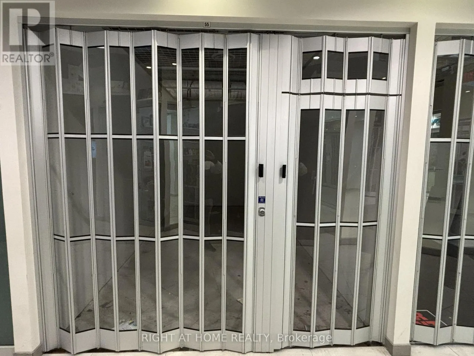 55 - 7181 YONGE STREET