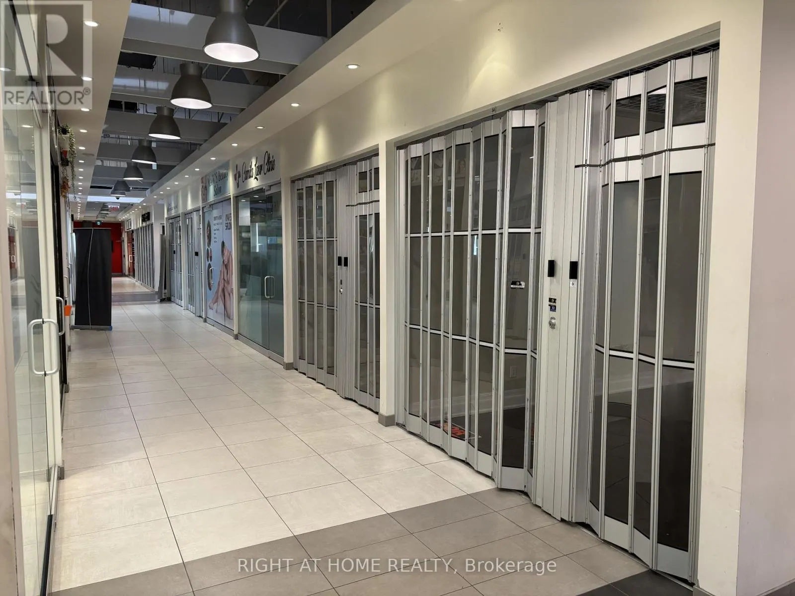 55 - 7181 YONGE STREET