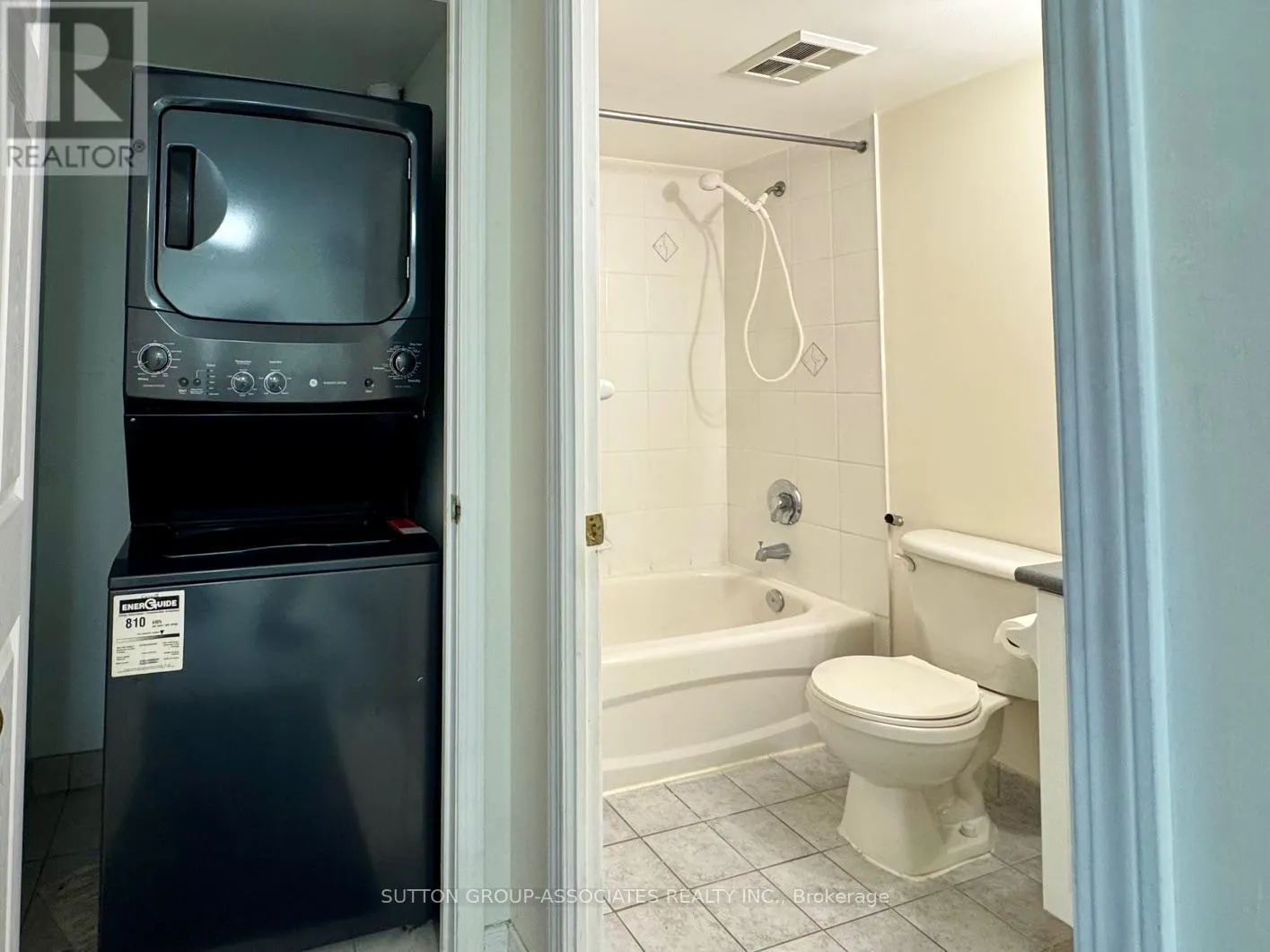 1106 - 39 ONEIDA CRESCENT