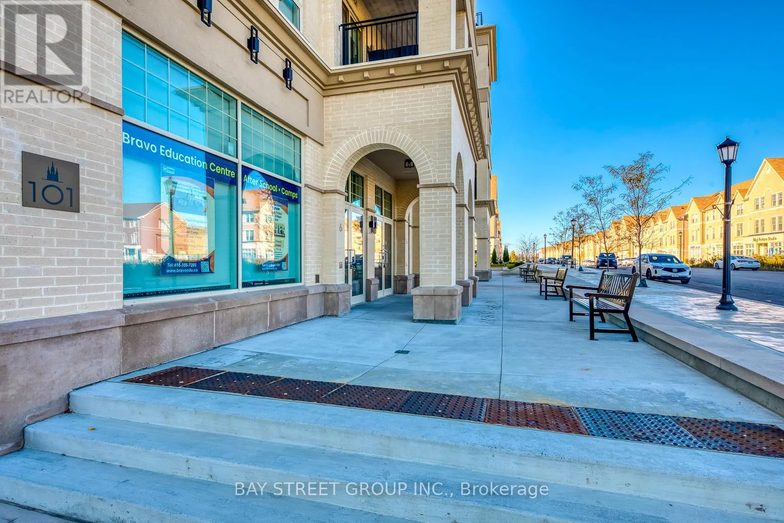 327 - 101 CATHEDRAL HIGH STREET