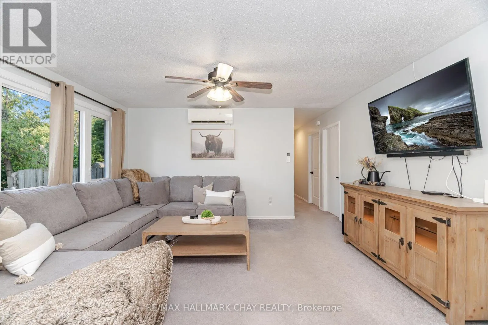 731 PINEGROVE AVENUE