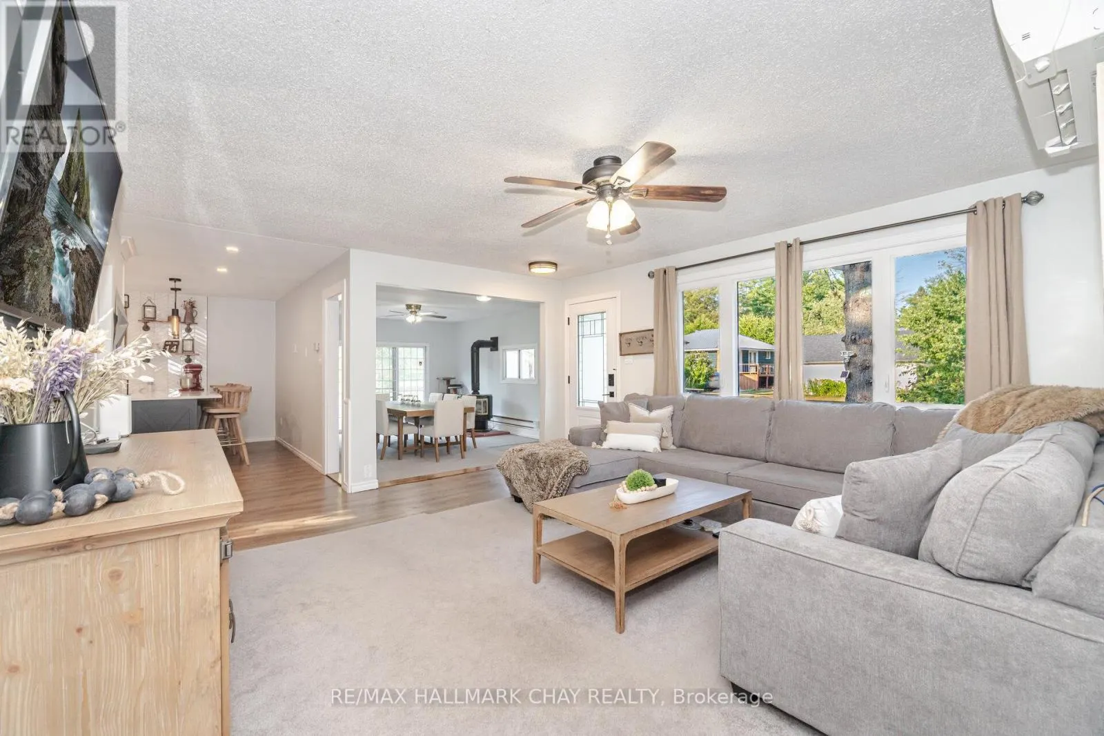 731 PINEGROVE AVENUE