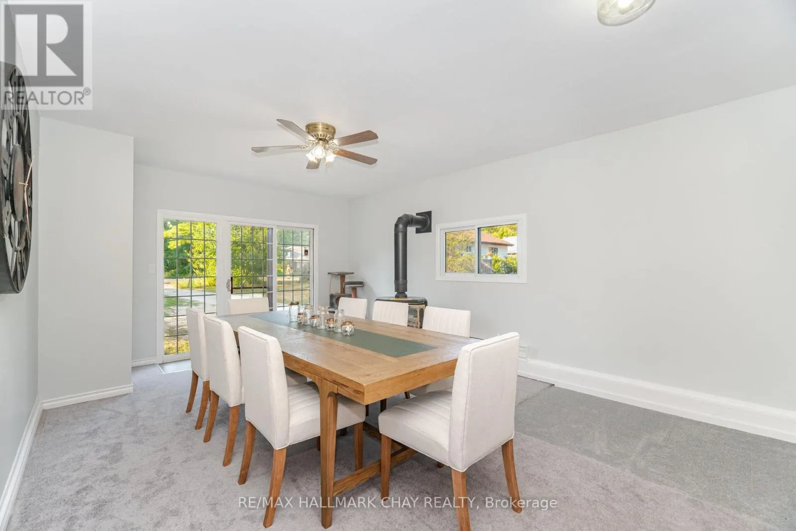 731 PINEGROVE AVENUE