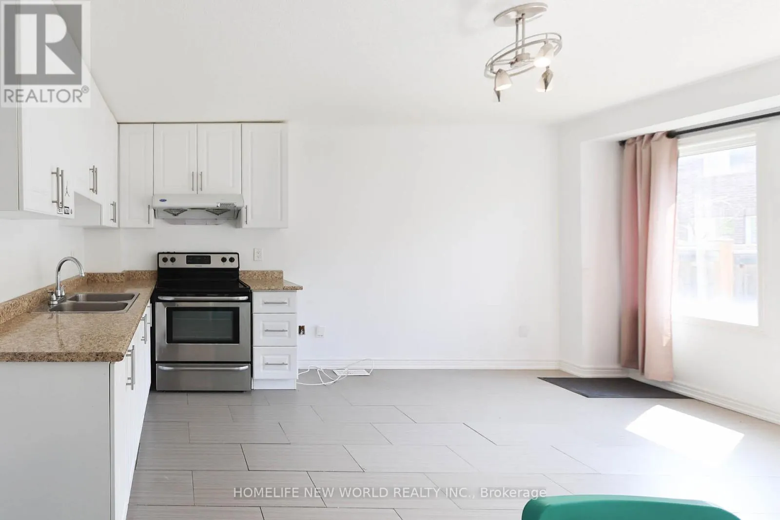 MAIN - 41 PULPWOOD CRESCENT