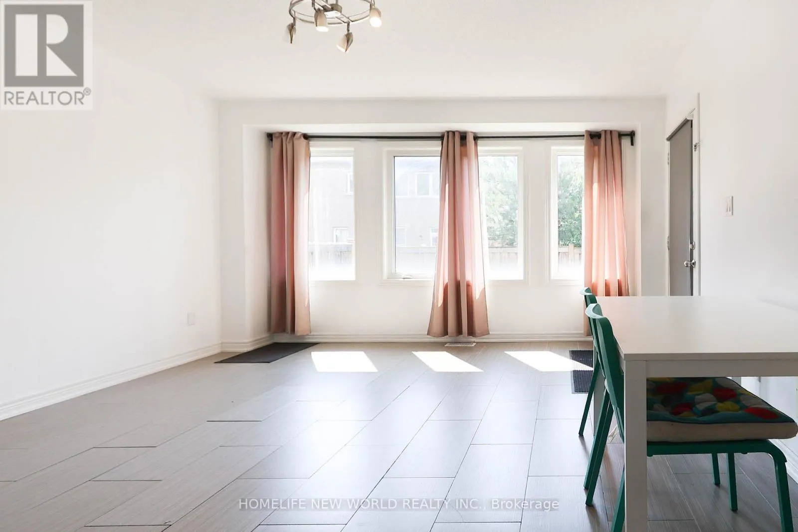 MAIN - 41 PULPWOOD CRESCENT