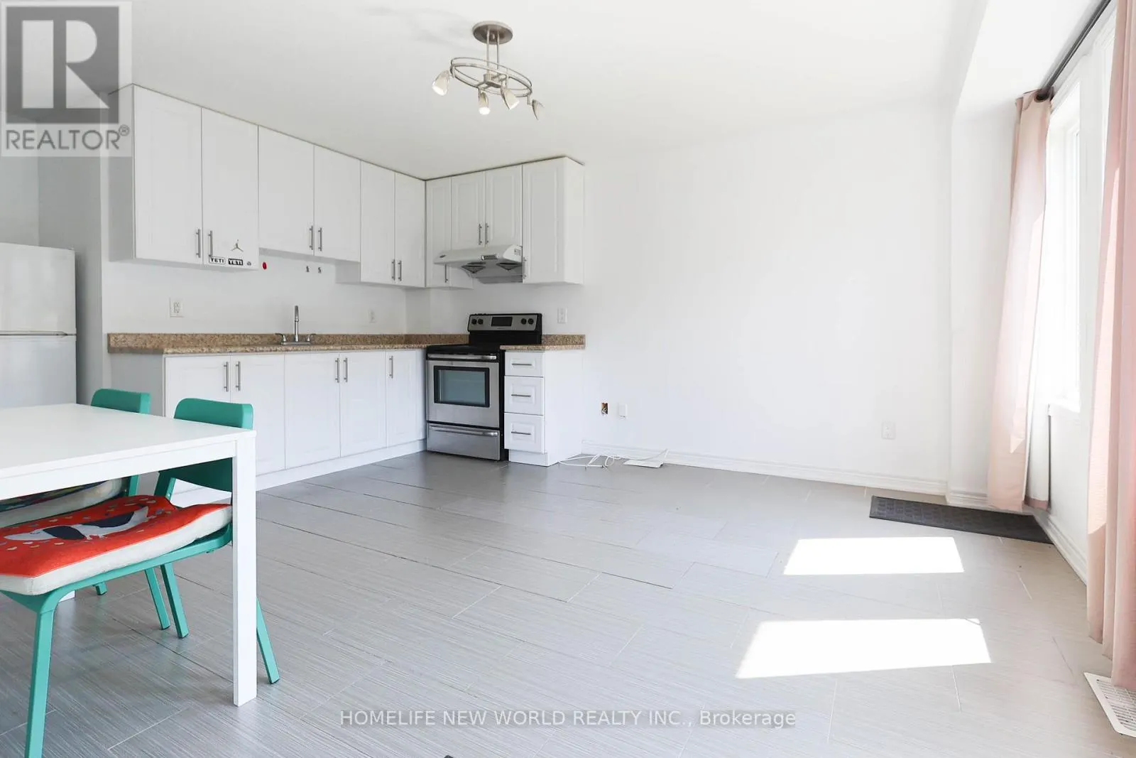 MAIN - 41 PULPWOOD CRESCENT