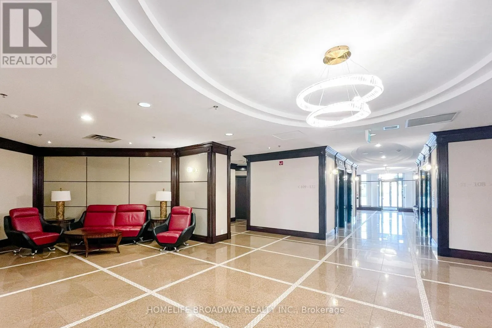 PH108 - 18 HARDING BOULEVARD