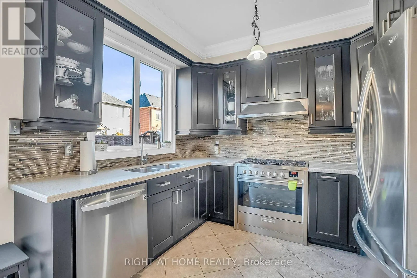 421 JOHN DEISMAN BOULEVARD