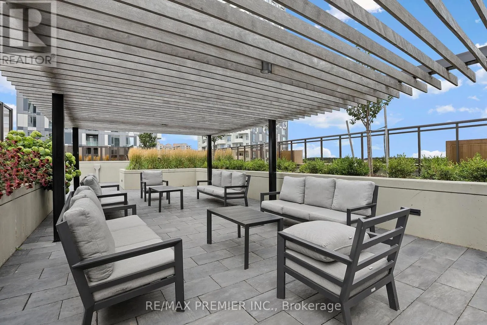 1411 - 9085 JANE STREET