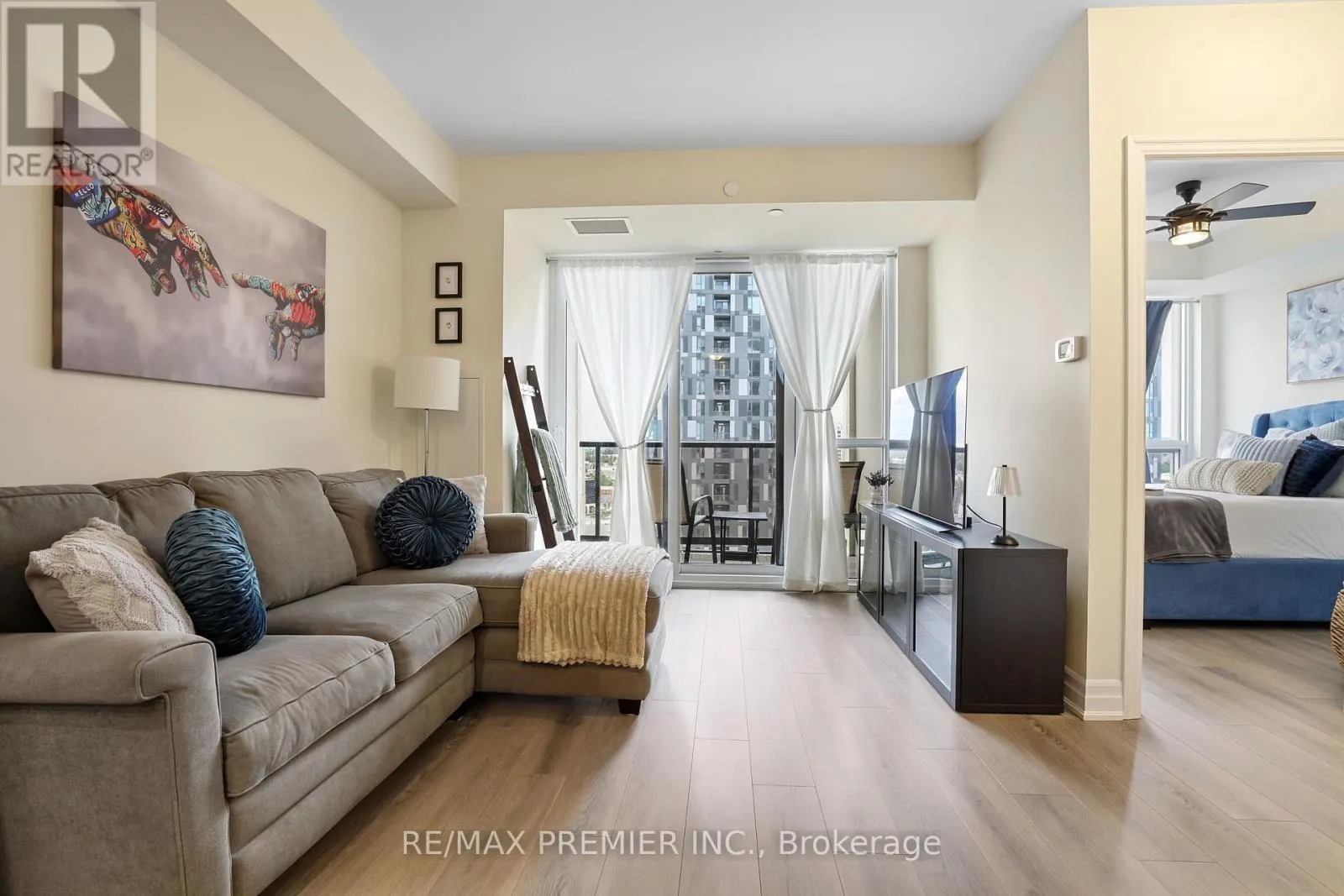 1411 - 9085 JANE STREET