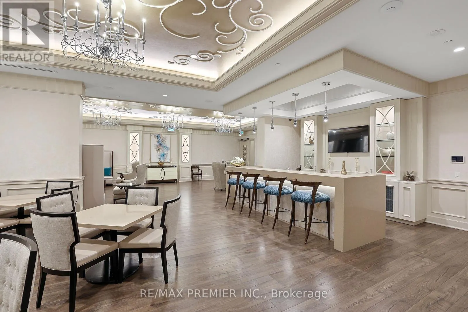 1411 - 9085 JANE STREET