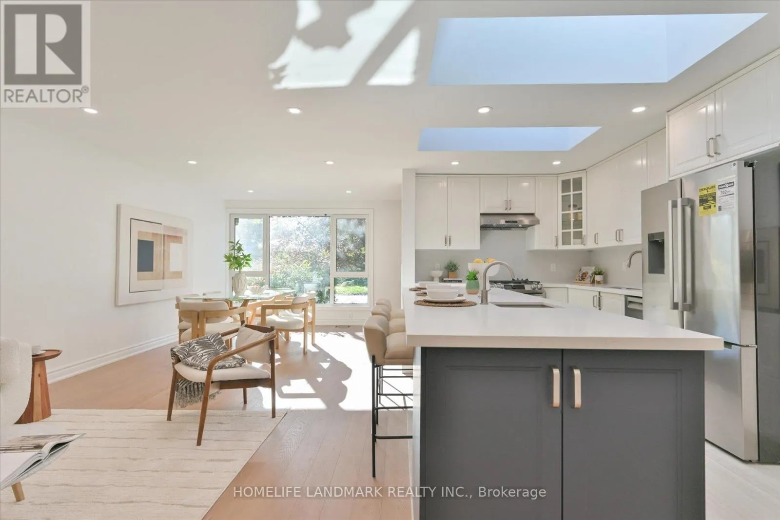 421 BROWNDALE CRESCENT