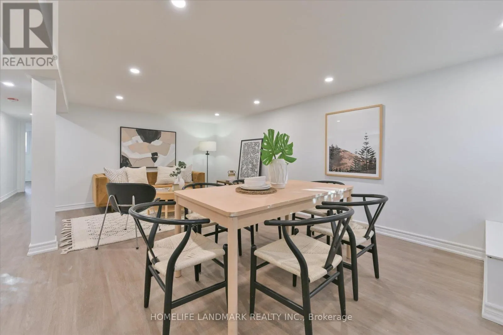 421 BROWNDALE CRESCENT