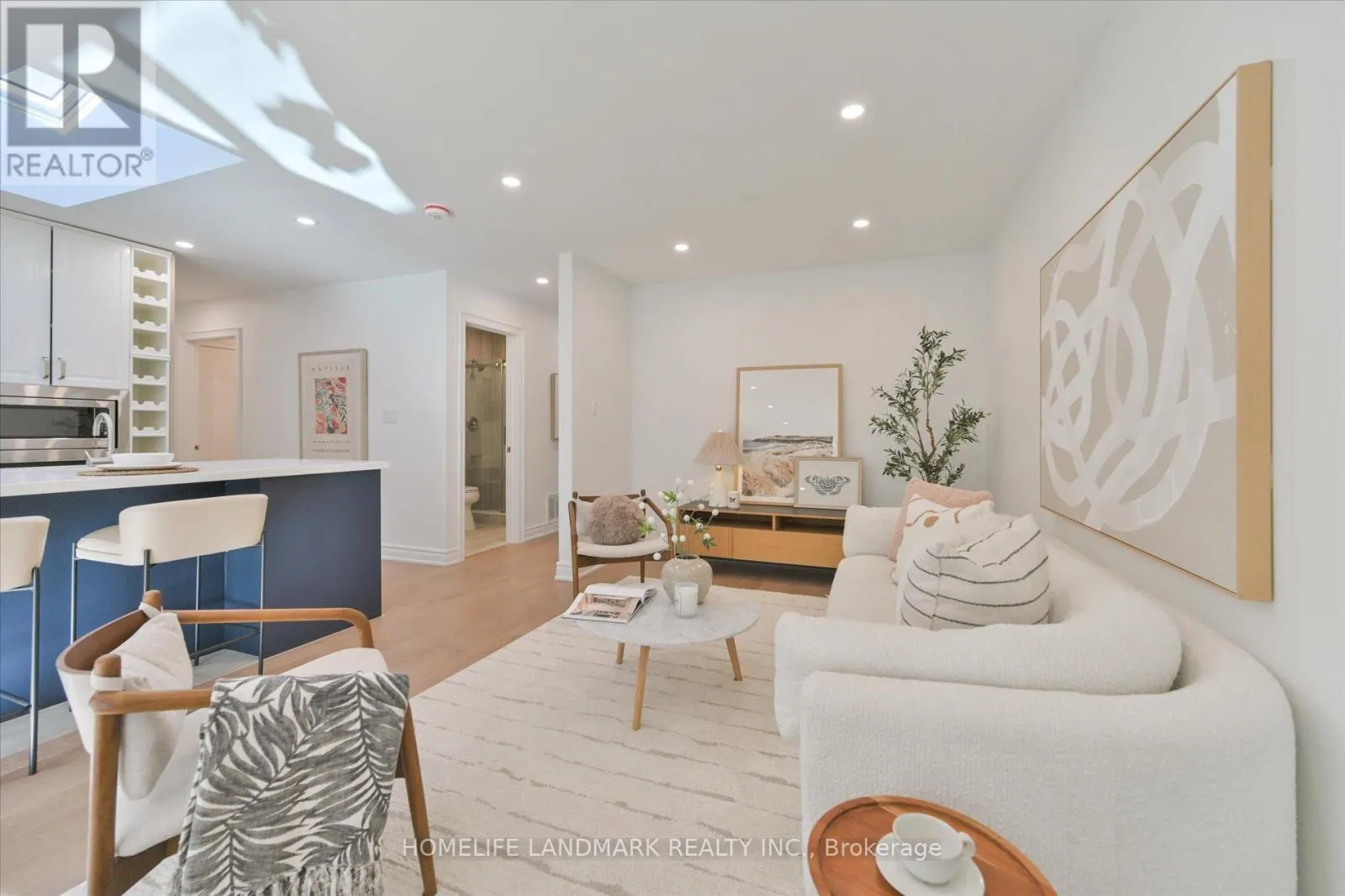 421 BROWNDALE CRESCENT