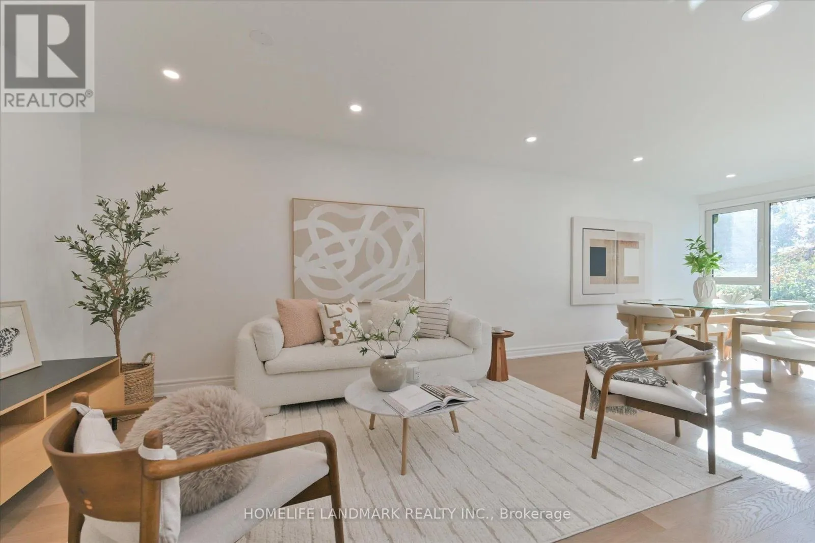 421 BROWNDALE CRESCENT