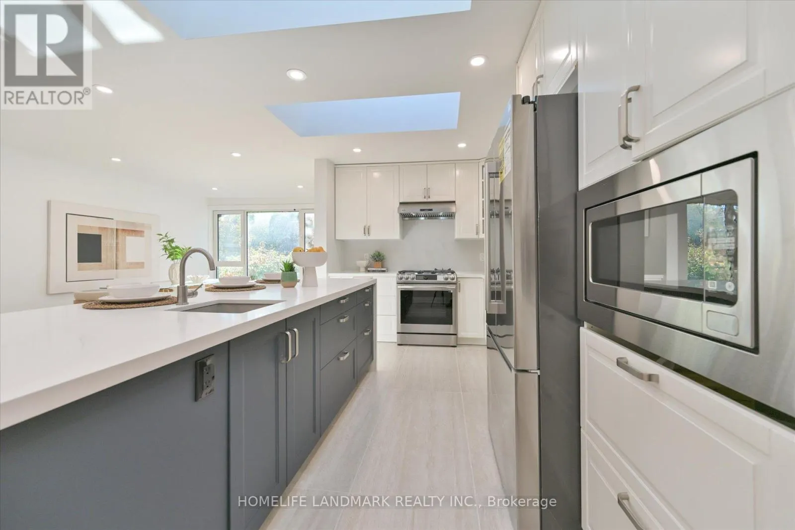 421 BROWNDALE CRESCENT