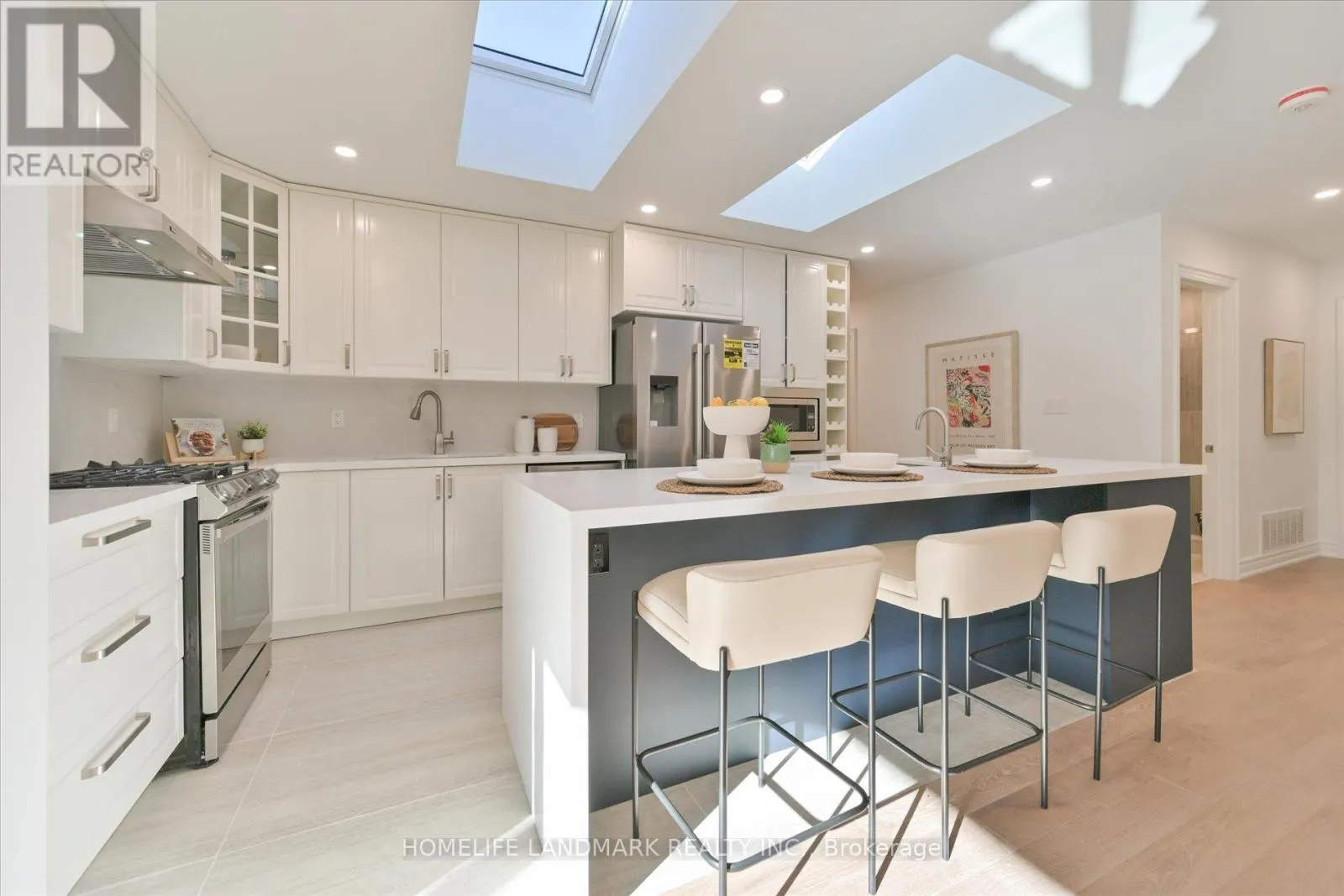 421 BROWNDALE CRESCENT